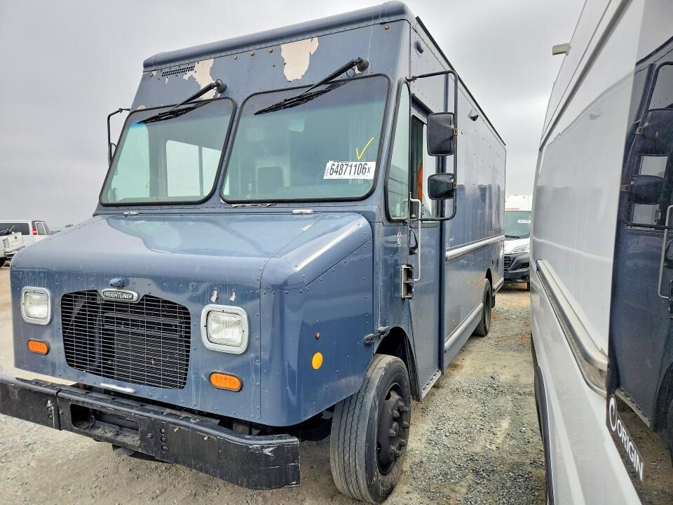 2020 FREIGHTLINER MT 45G Front Gasoline Engine Walk in Van Chassis