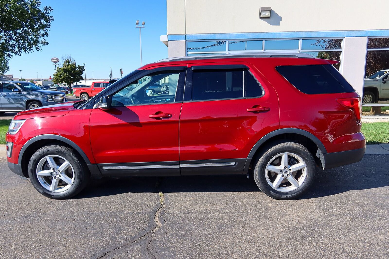 2017 FORD Explorer