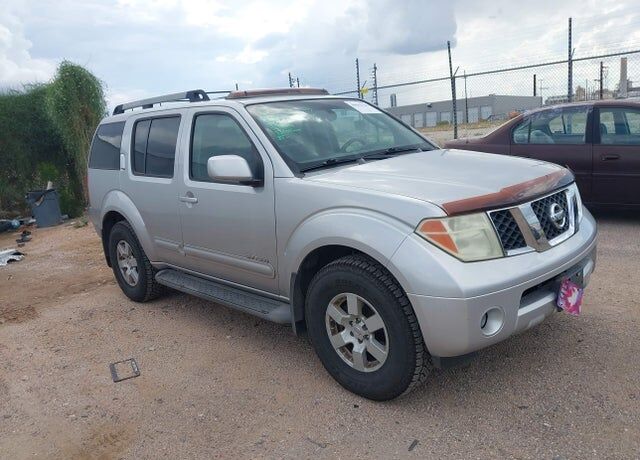 2005 NISSAN Pathfinder