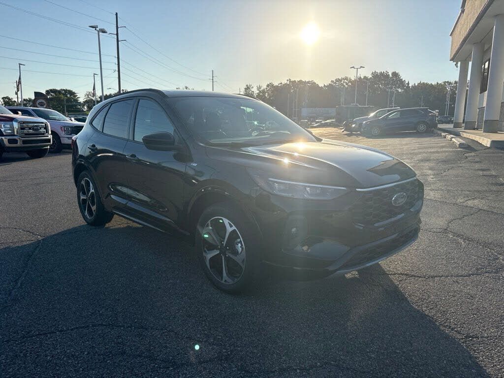 2025 FORD Escape