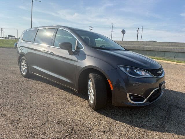 2020 CHRYSLER Pacifica