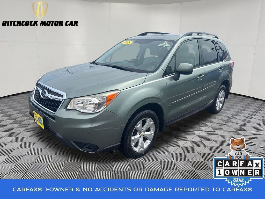 2015 SUBARU Forester
