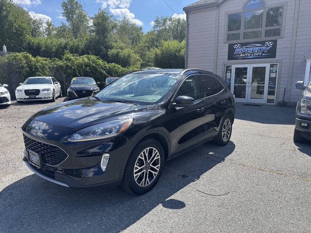 2020 FORD Escape