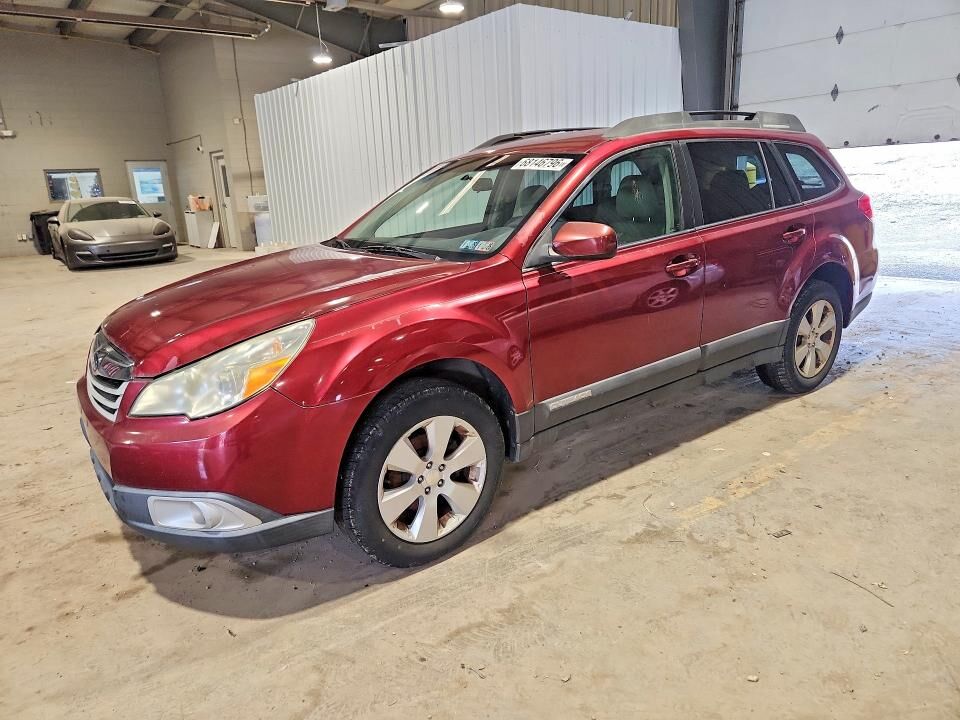 2011 SUBARU Outback