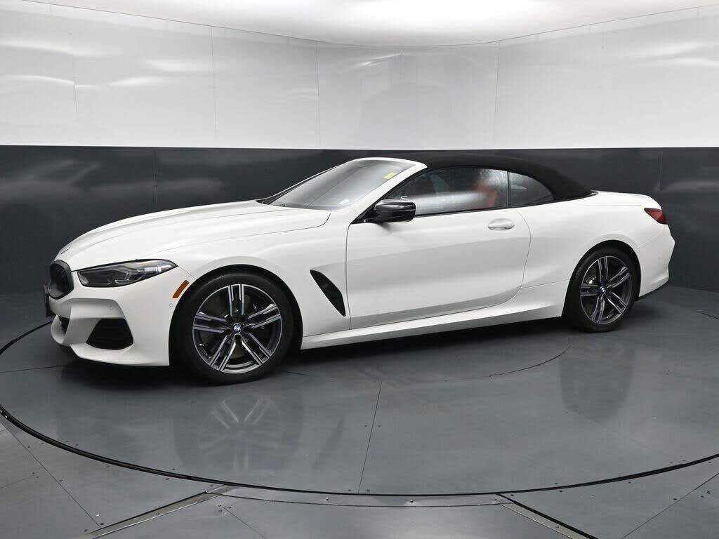 2025 BMW M8