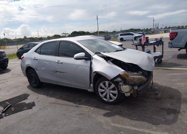 2018 TOYOTA Corolla