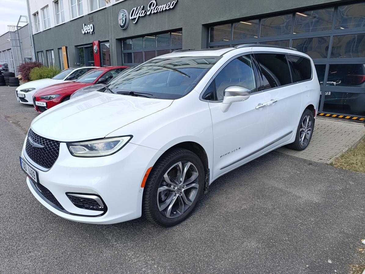 2021 CHRYSLER Pacifica