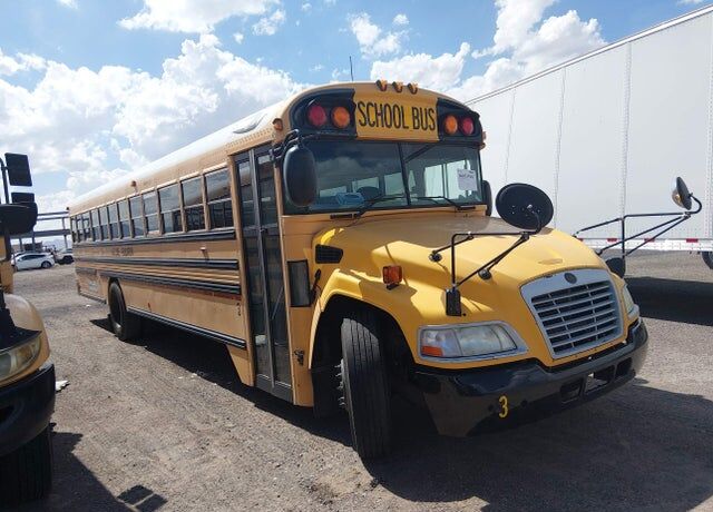 2009 BLUE BIRD BB Conventional