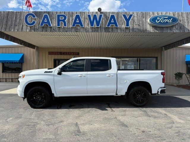 2023 CHEVROLET Silverado