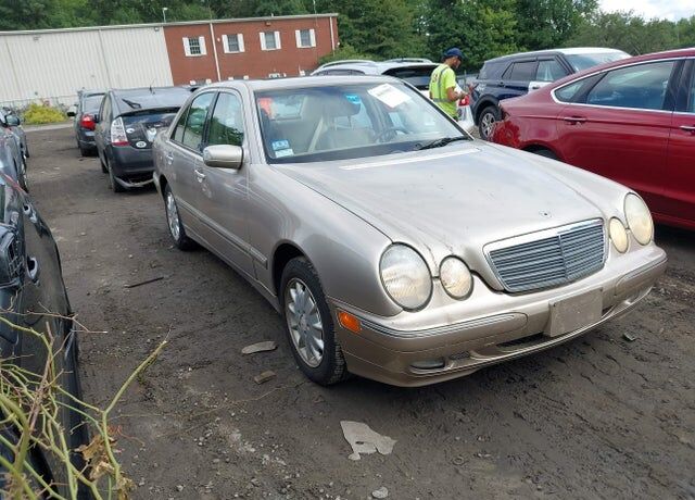 2001 MERCEDES-BENZ E-Class
