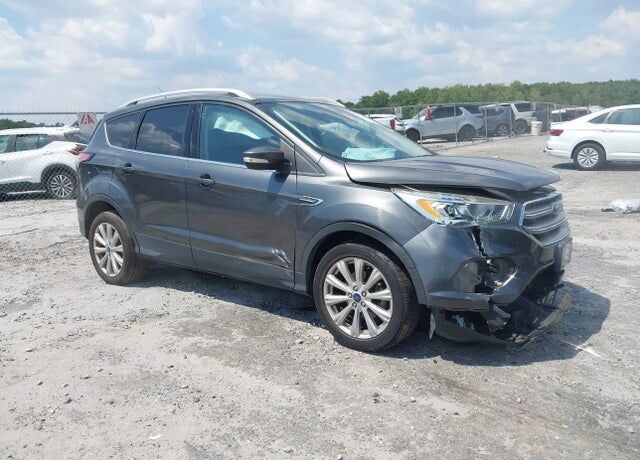 2017 FORD Escape