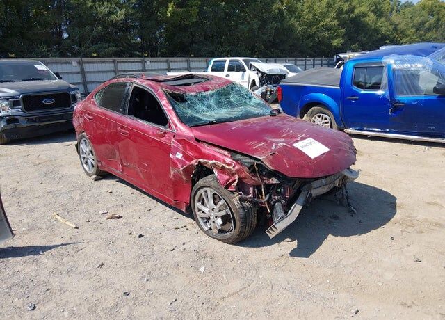 2011 LEXUS IS