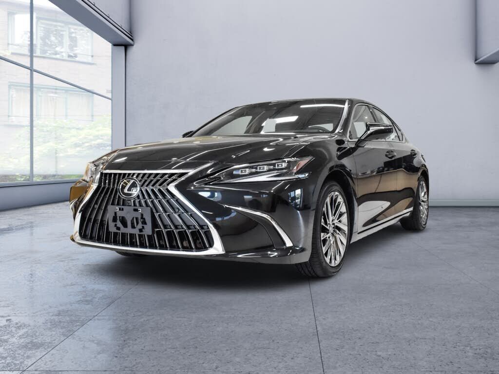 2025 LEXUS ES