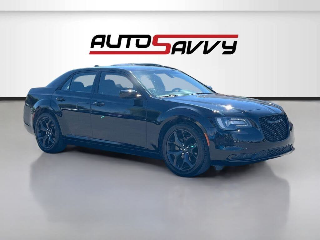 2022 CHRYSLER 300