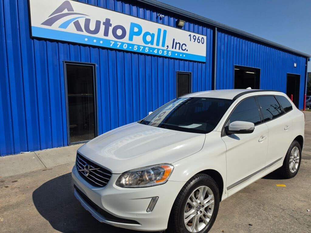 2015 VOLVO XC60