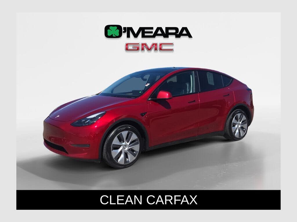 2024 TESLA Model Y