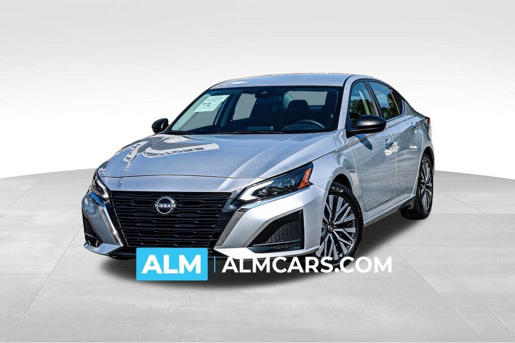 2024 NISSAN Altima