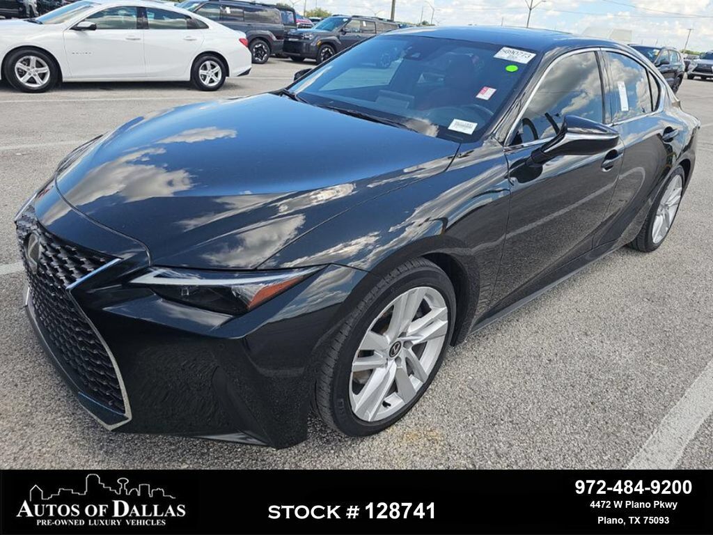 2024 LEXUS IS