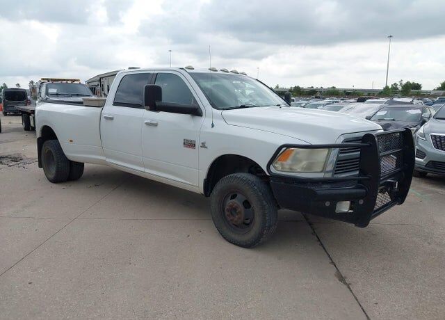 2012 DODGE Ram