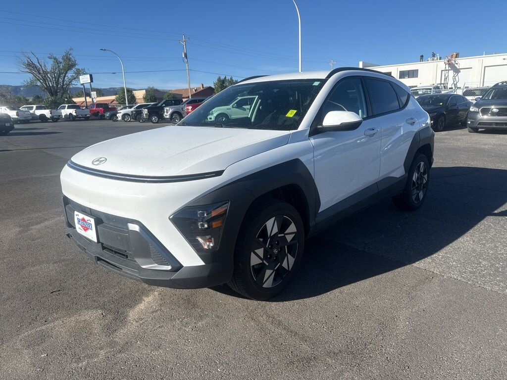 2024 HYUNDAI Kona