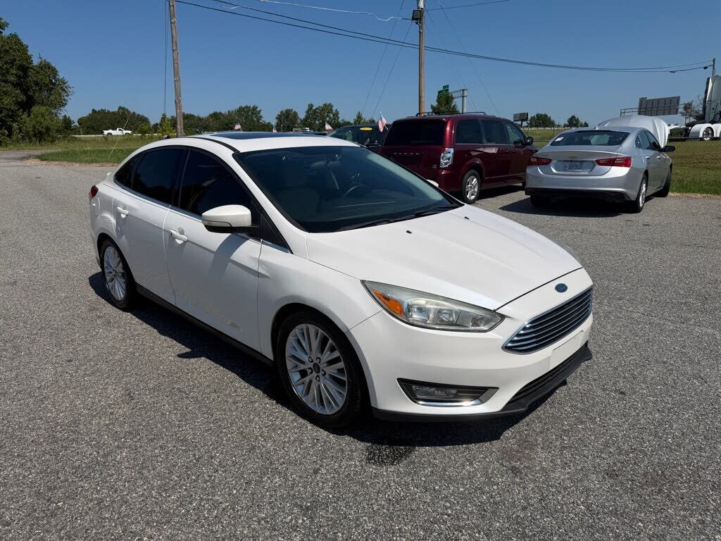 2017 FORD Focus