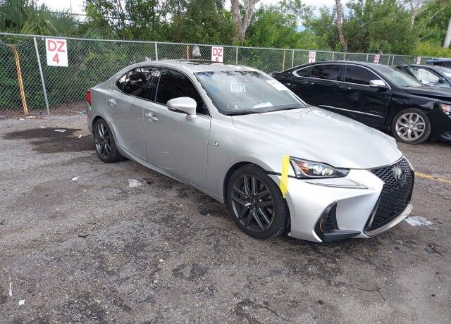 2020 LEXUS IS