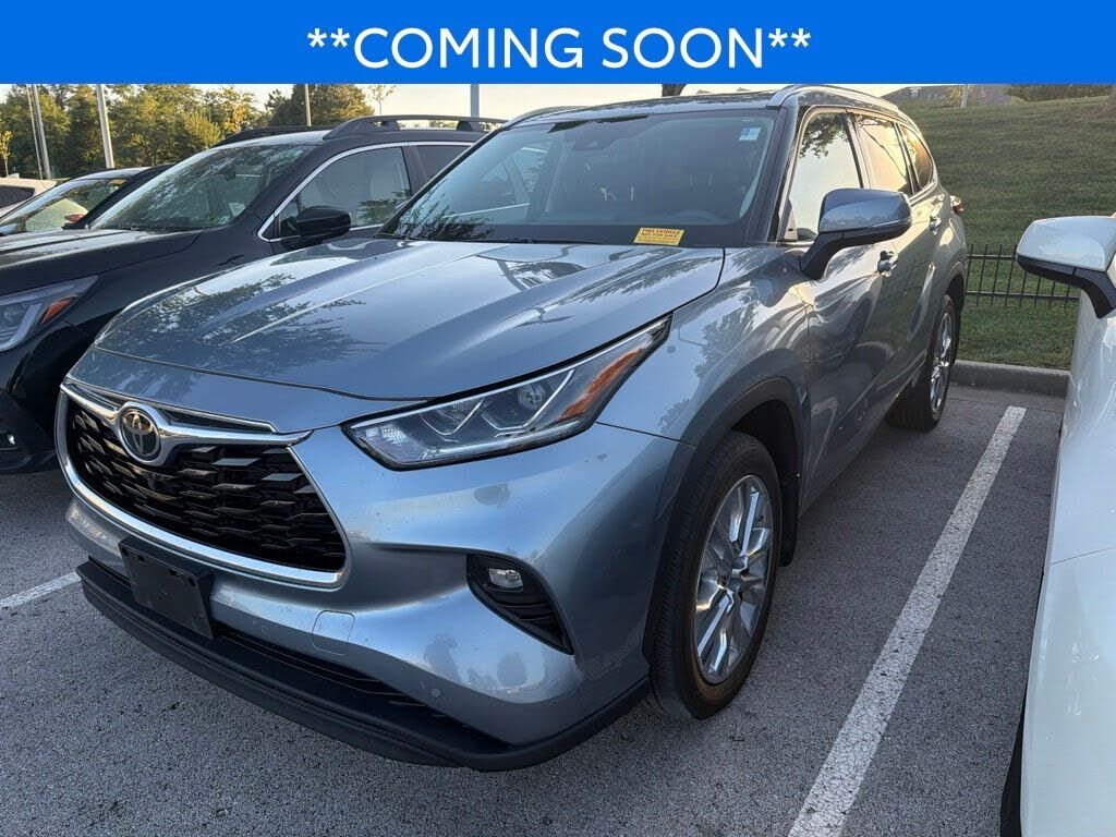 2021 TOYOTA Highlander