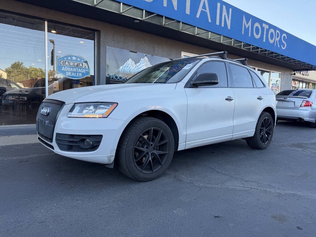 2011 AUDI Q5
