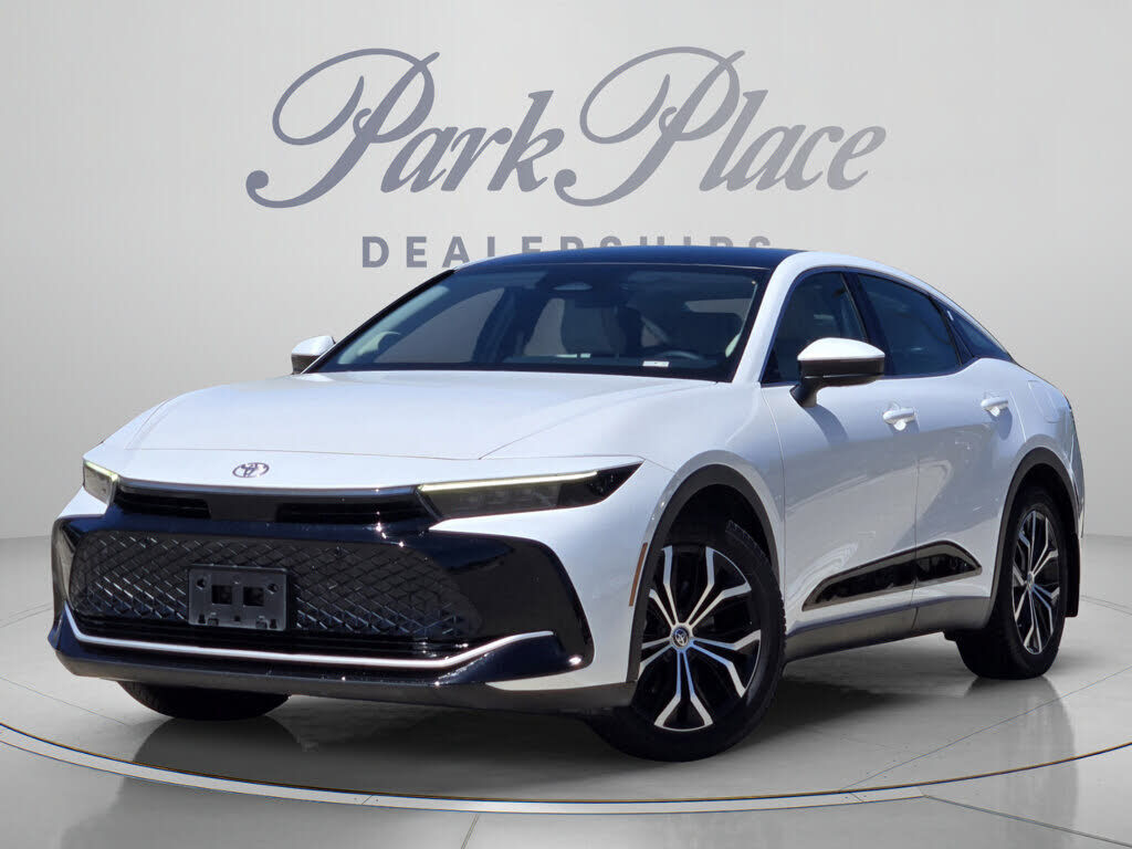 2023 TOYOTA CROWN