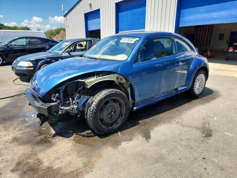 2016 VOLKSWAGEN Beetle
