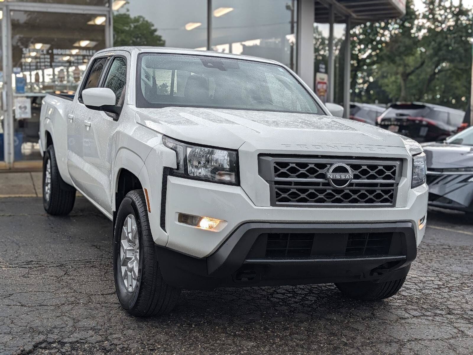 2022 NISSAN Frontier