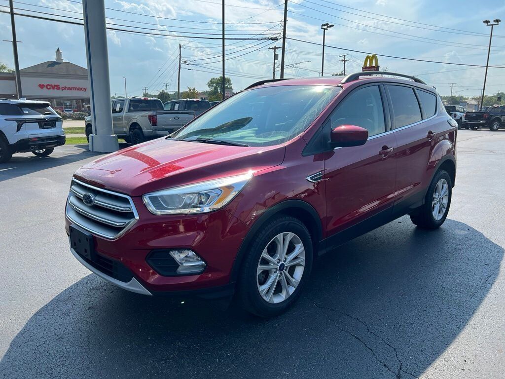 2017 FORD Escape