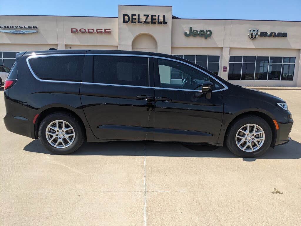 2026 CHRYSLER Pacifica