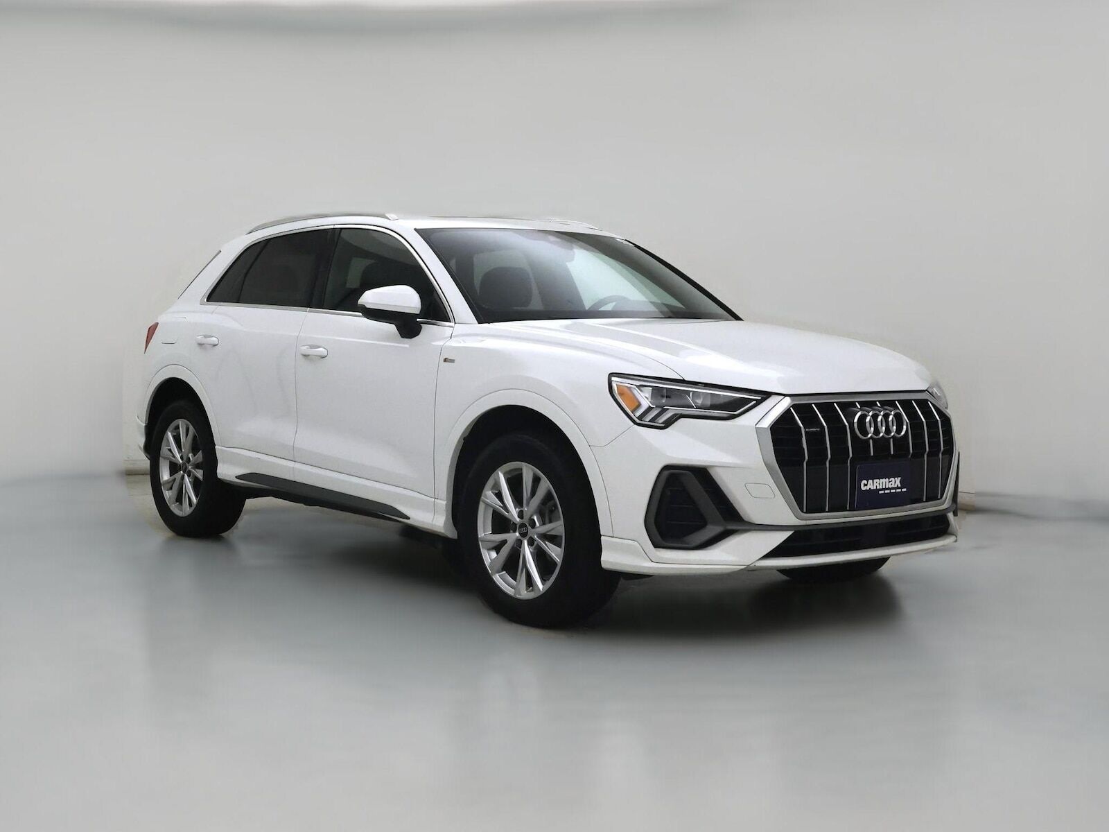 2023 AUDI Q3