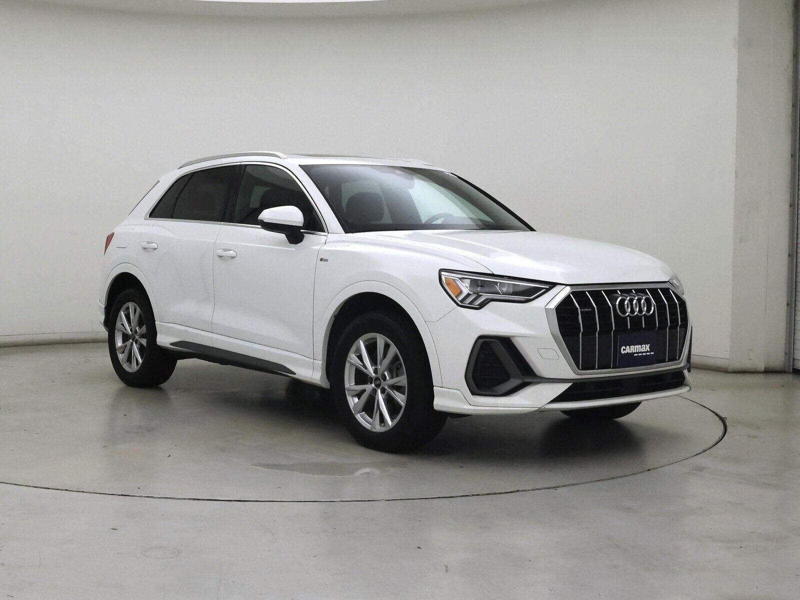 2023 Audi Q3