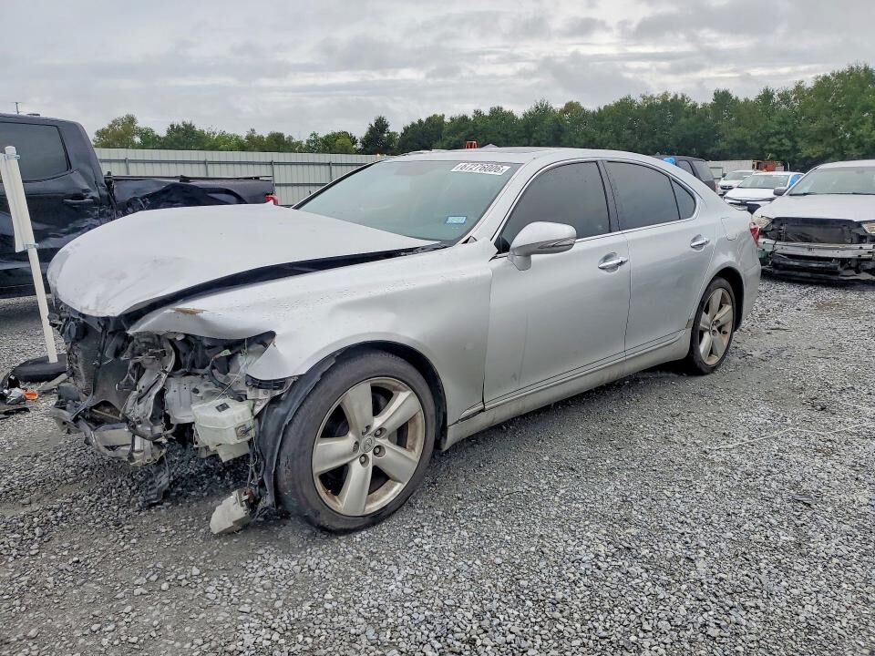 2011 LEXUS LS