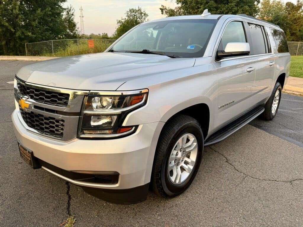 2018 CHEVROLET Suburban