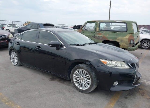 2014 LEXUS ES