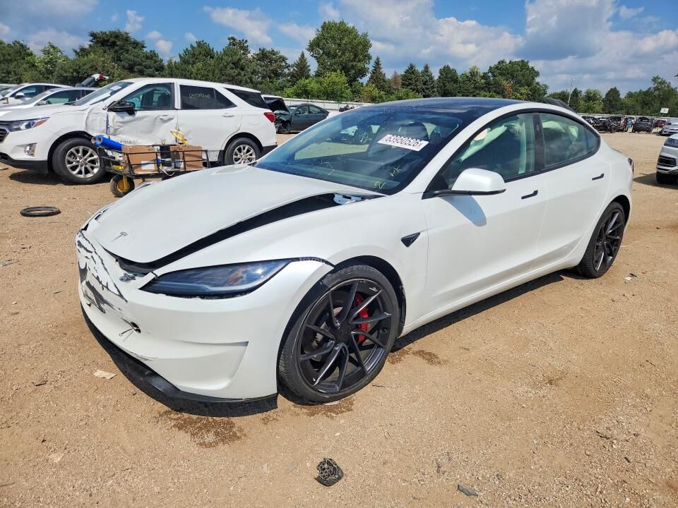 2025 TESLA Model 3