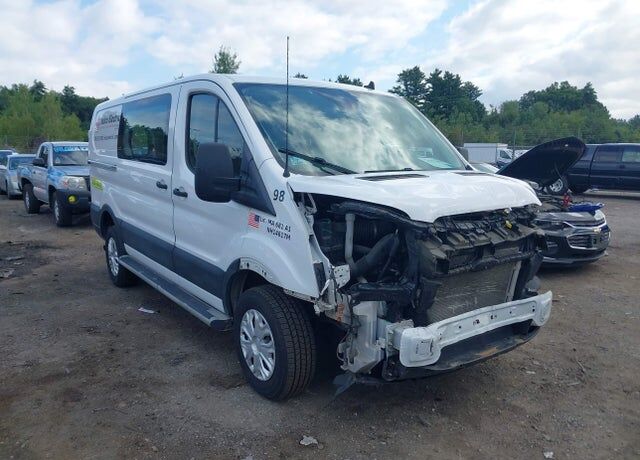 2022 FORD Transit