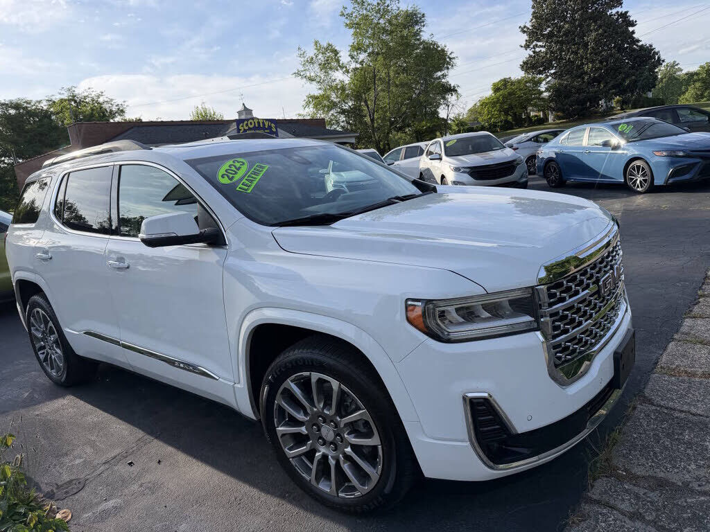 2023 GMC Acadia