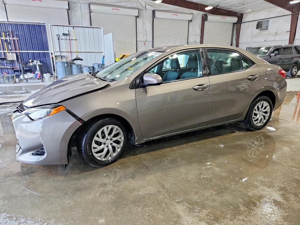 2018 TOYOTA Corolla