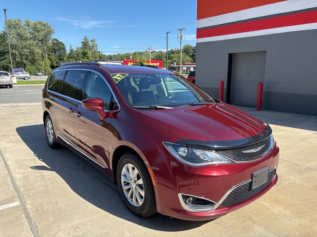 2017 CHRYSLER Pacifica