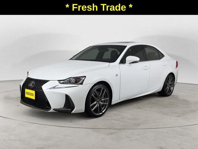 2017 LEXUS IS