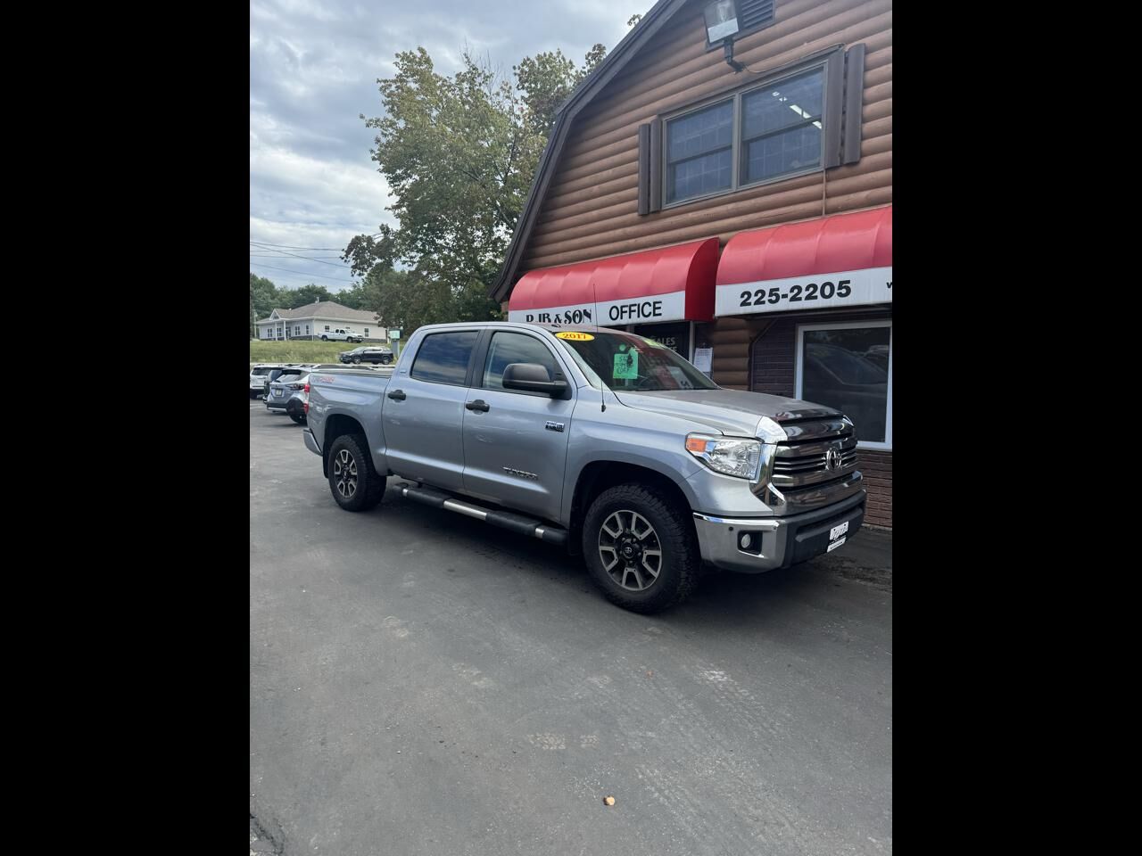 2017 TOYOTA Tundra
