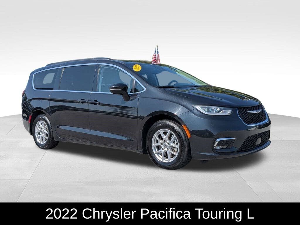 2022 CHRYSLER Pacifica