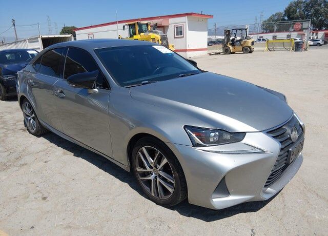 2020 LEXUS IS