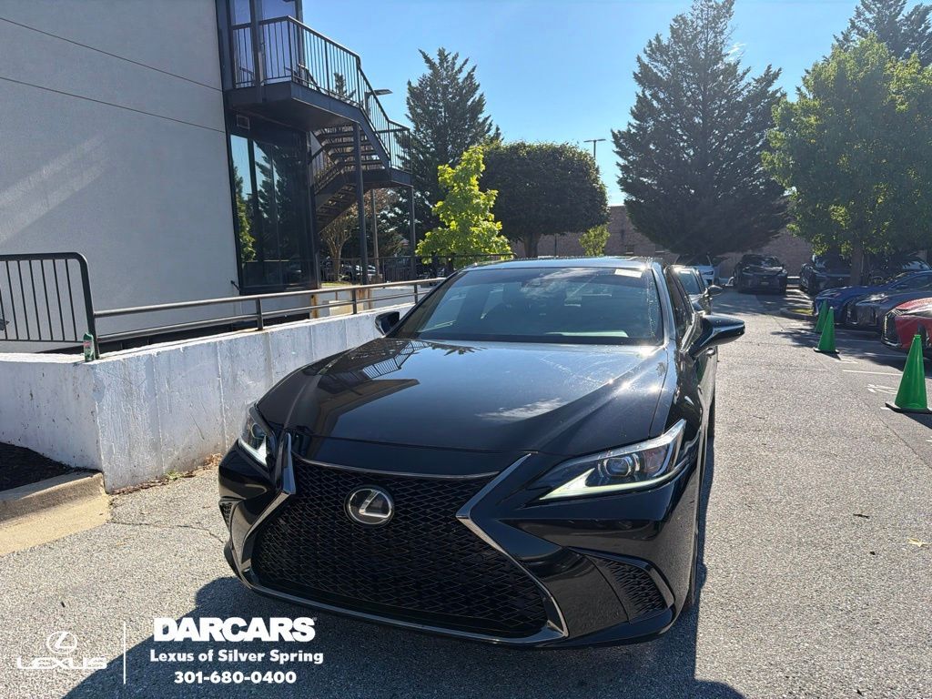 2022 LEXUS ES