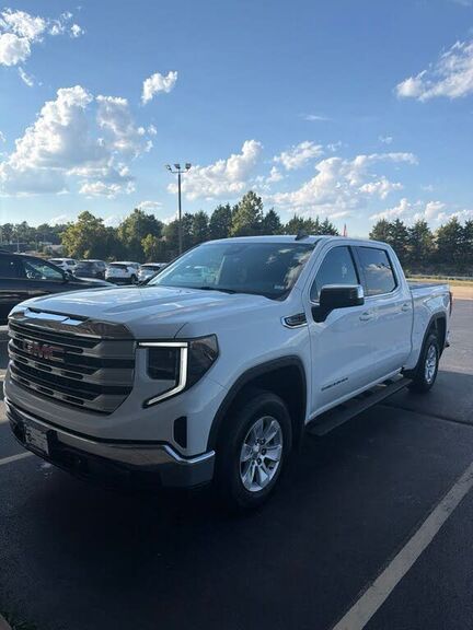 2024 GMC Sierra