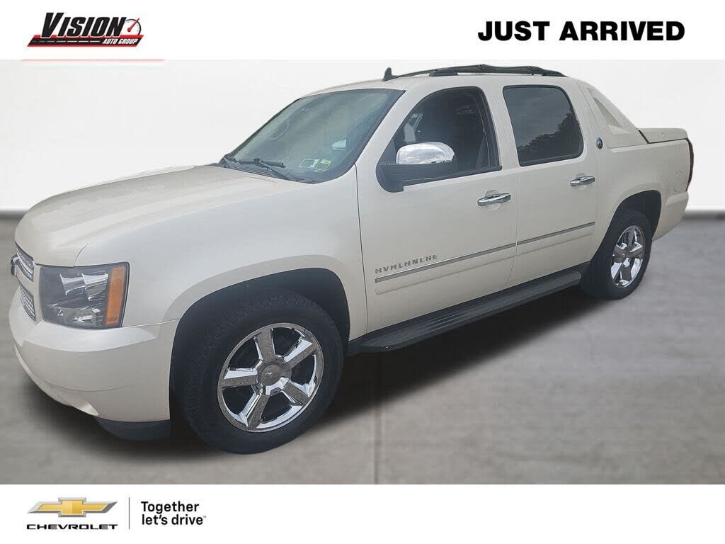 2013 CHEVROLET Avalanche